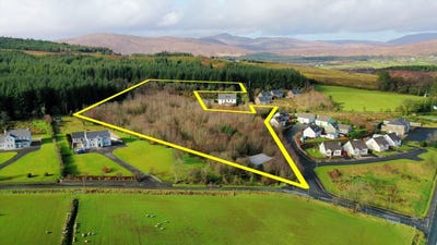 /international/ie/churchill-donegal-210109670075/