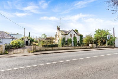 /international/ie/the-school-house-mullingar-road-ballivor-meath-210109680000/