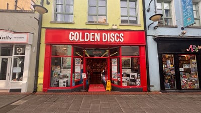 /international/ie/unit-9-market-cross-shopping-centre-unit-9-market-cross-shopping-centre-210109680423/