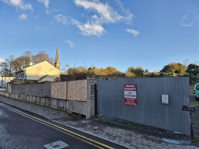 /international/ie/crossans-yard-chapel-lane-carrickmacross-monaghan-210109675782/