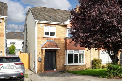 /international/ie/23-haydens-park-avenue-lucan-dublin-210110286975/