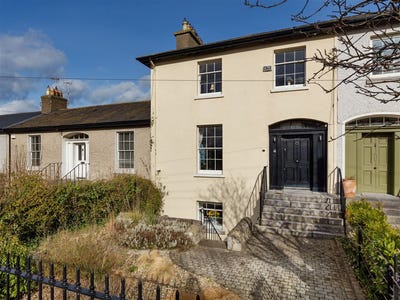 /international/ie/2-holmpatrick-terrace-skerries-dublin-210109682155/