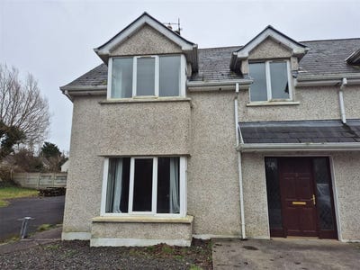 /international/ie/2-weavers-court-listowel-kerry-210109687622/