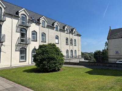 /international/ie/apartment-39-marymount-apartments-summerhill-carrick-on-shannon-roscommon-210109680370/