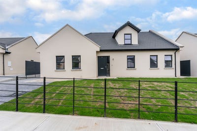 /international/ie/kilkea-cluain-aoibhinn-carrighill-upper-calverstown-kildare-210110313226/