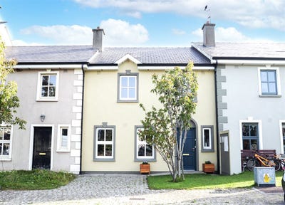 /international/ie/8-chestnut-drive-brookfield-ballyhale-co-kilkenny-r95-d267-ballyhale-kilkenny-210109675571/