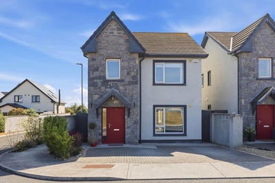 /international/ie/1-bachelor-s-cove-sundrive-road-rush-dublin-210119673767/