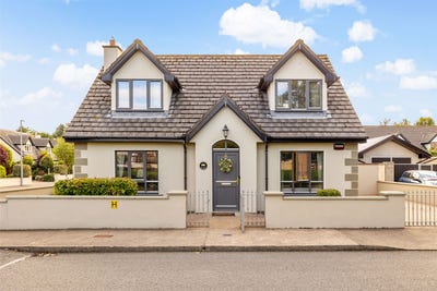 /international/ie/8-brownstown-manor-curragh-kildare-210110313354/