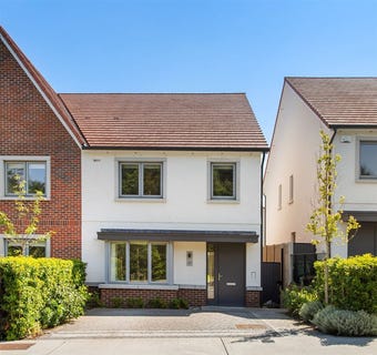 /international/ie/27-archers-wood-drive-delgany-wicklow-210109677365/