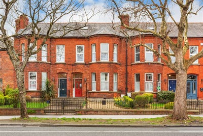 /international/ie/drumcondra-road-upper-dublin-9-dublin-210109687748/