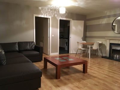 /international/ie/11-carrigmore-oaks-dublin-24-dublin-210109686785/
