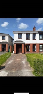 /international/ie/11-meadow-brook-drive-maynooth-kildare-210109686275/