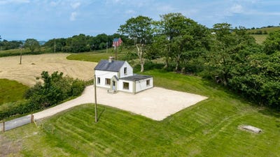 /international/ie/sycamore-cottage-urbalshinney-milford-donegal-210109677177/