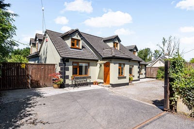 /international/ie/kilcloncorkry-rathangan-kildare-210109679551/