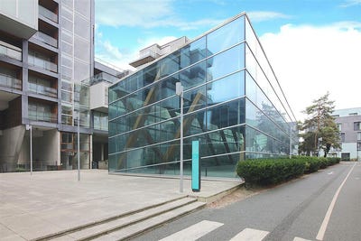 /international/ie/specialist-building-4b-elmpark-green-dublin-4-dublin-210119788837/