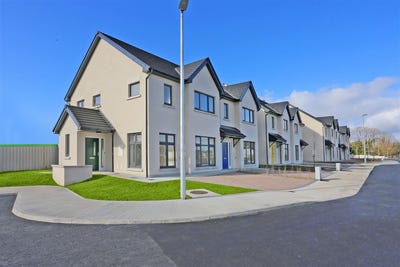 /international/ie/an-tobar-patrickswell-limerick-210109678108/