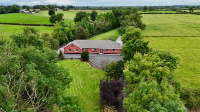 /international/ie/brook-lodge-lowville-ballinasloe-galway-210110286935/