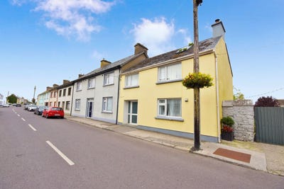 /international/ie/main-street-ballylongford-kerry-210110141426/