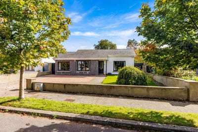 /international/ie/33-ledwidge-hall-slane-meath-210110330348/