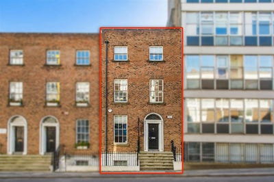 /international/ie/24-holles-street-dublin-2-dublin-210109681369/