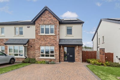 /international/ie/51-marlmount-park-marlmount-dundalk-louth-210110360343/