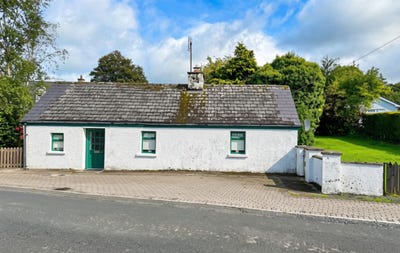 /international/ie/-the-forge-on-c-1-3-acres-with-development-potential-main-street-donard-wicklow-210110330241/