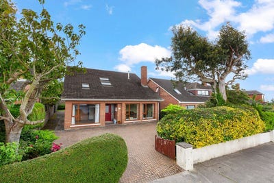 /international/ie/corduff-2-thormanby-road-howth-dublin-210109675486/