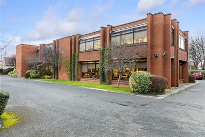 /international/ie/vfi-house-rathfarnham-dublin-210109681754/