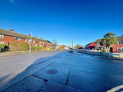 /international/ie/thornville-road-dublin-5-dublin-210109686242/