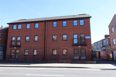 /international/ie/carlisle-court-harold-s-cross-road-dublin-6w-dublin-210109720388/