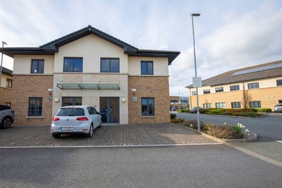 /international/ie/d5-swords-enterprise-park-feltrim-road-swords-dublin-210109683916/