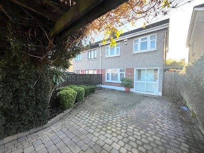 /international/ie/redwood-court-dublin-24-dublin-210109686271/