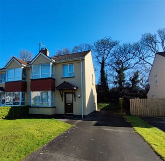 /international/ie/6-whitethorn-grove-letterkenny-donegal-210109682374/