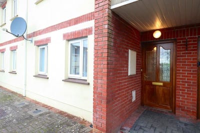 /international/ie/27-ardfrail-court-oldcastle-meath-210110265823/