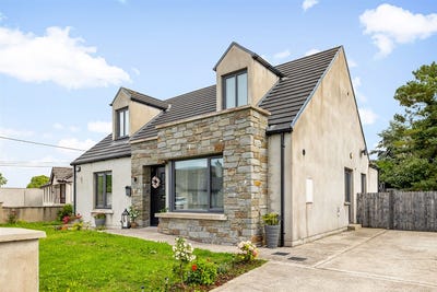 /international/ie/2-beechgrove-rathangan-kildare-210110093513/