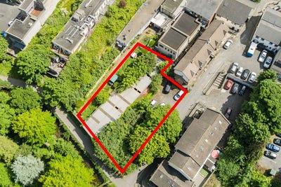 /international/ie/riverlane-st-colmcille-s-court-swords-dublin-210109670079/