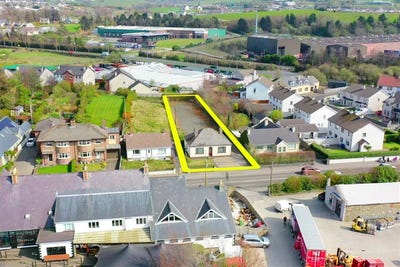 /international/ie/railway-road-buncrana-donegal-210109671742/
