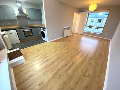 /international/ie/cedarbrook-place-dublin-10-dublin-210109683966/