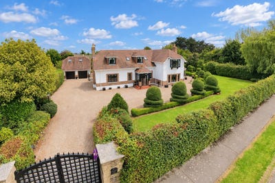 /international/ie/5-saint-andrew-s-curragha-ashbourne-meath-210110287038/
