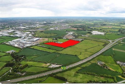 /international/ie/bay-lane-dublin-15-dublin-210109858945/