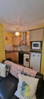/international/ie/12b-oawood-the-village-dublin-5-dublin-210110205212/