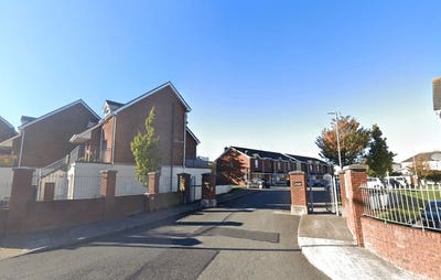 /international/ie/collis-court-swords-dublin-210109686200/