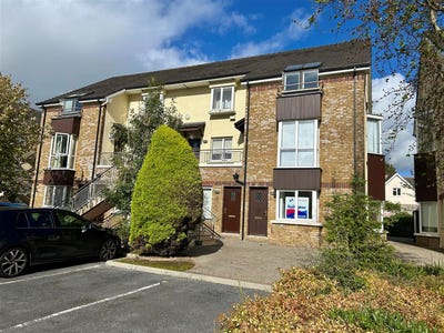 /international/ie/apartment-4-corry-shannon-court-carrick-on-shannon-monaghan-210110052949/