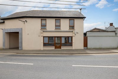 /international/ie/apt-9-castle-yard-enniscorthy-wexford-210109685657/