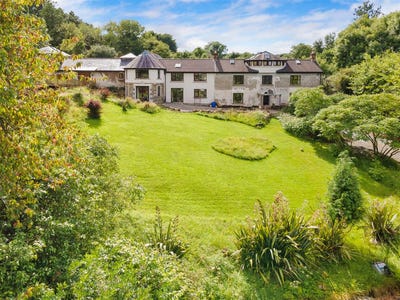 /international/ie/knockanode-house-knockanode-rathdrum-wicklow-210109685824/