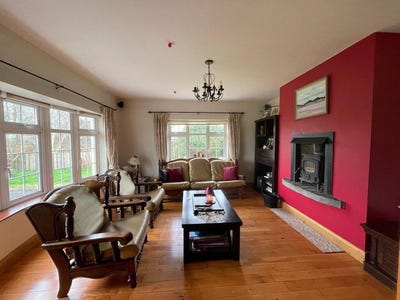 /international/ie/cloonshanville-castlerea-roscommon-210109675002/