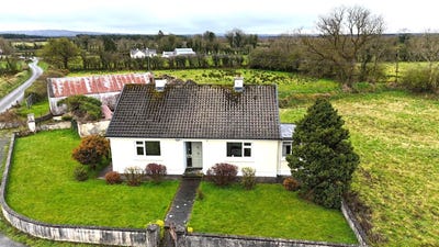 /international/ie/ballincurry-curry-sligo-210109672726/