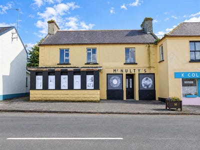 /international/ie/main-street-coolaney-sligo-210109671135/