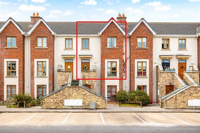 /international/ie/54-the-waterways-sallins-kildare-210109678612/