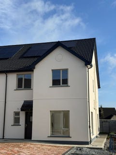 /international/ie/the-elms-ros-mor-ballyneety-road-city-centre-limerick-limerick-210109687767/
